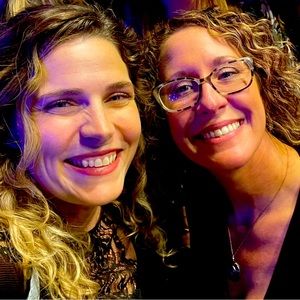 Meet your Posher, Shawna & Niki